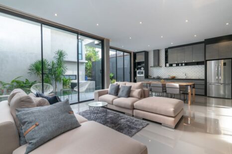 6 Bedrooms, Bungalow
